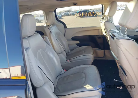 2018 Chrysler Pacifica Hybrid Limited z USA, uszkodzony, nr VIN 2C4RC1N79JR340622